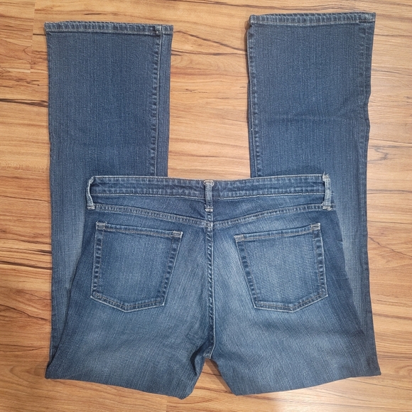 Women's GAP 1969 Premium Bootcut Blue Denim Fashion Jeans - Picture 3 of 5